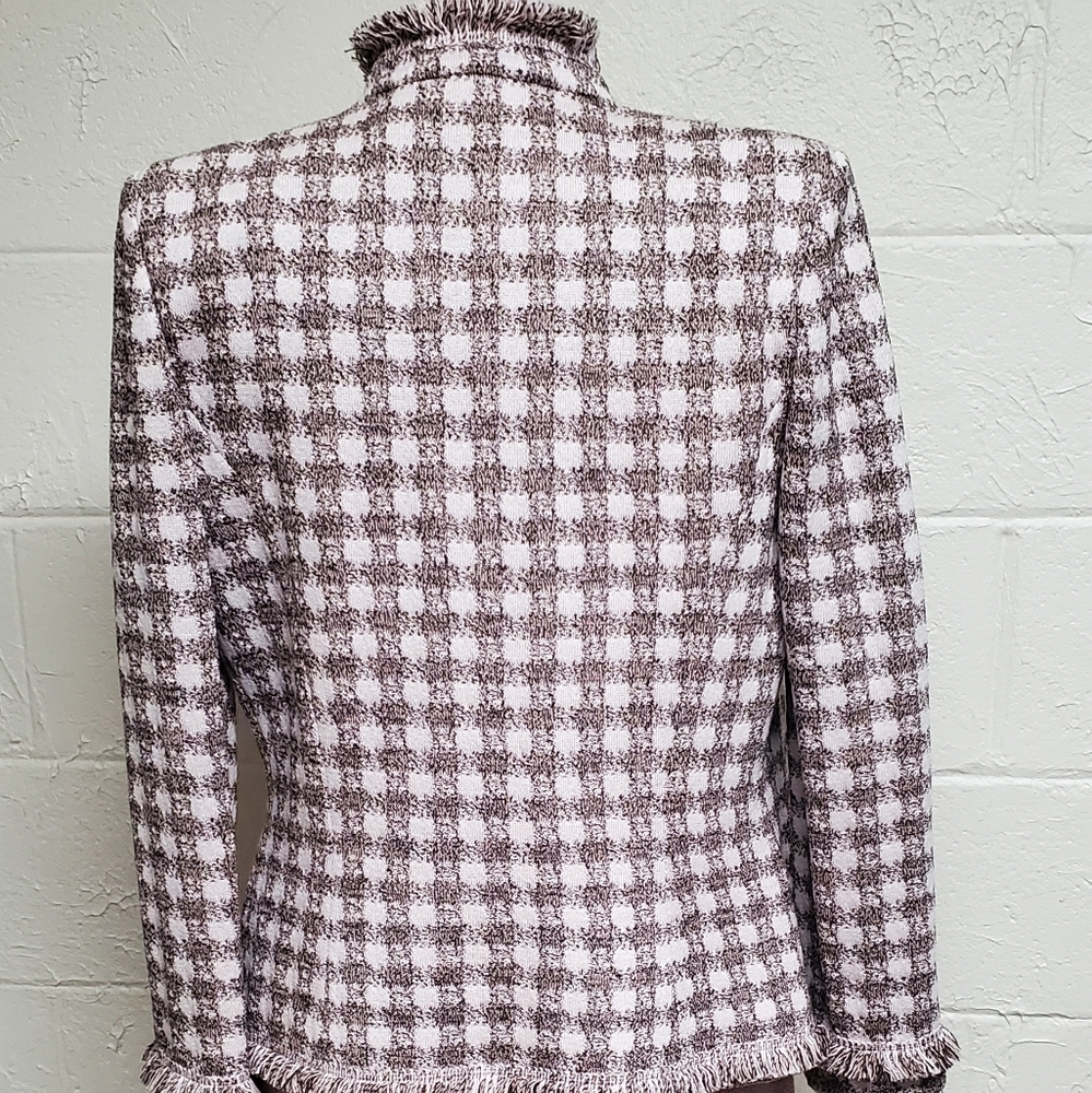 St. John Collection 3pc. Pink Tweed Jacket Suit - Picture 3 of 16